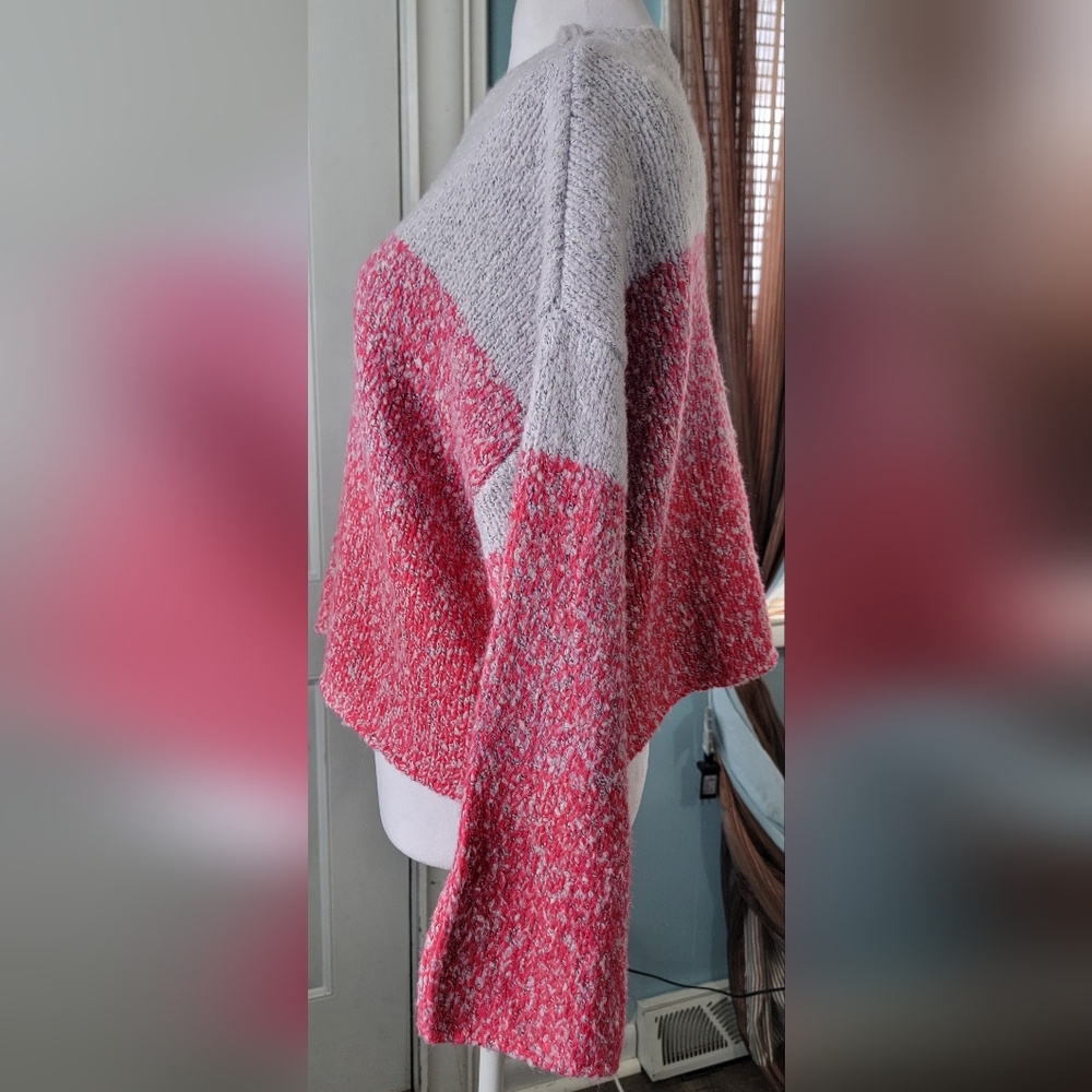 Sincerely Jules Chunky Knit Oversized Cropped Sweater Women's S Gray Pink Red NW - Picture 2 of 13